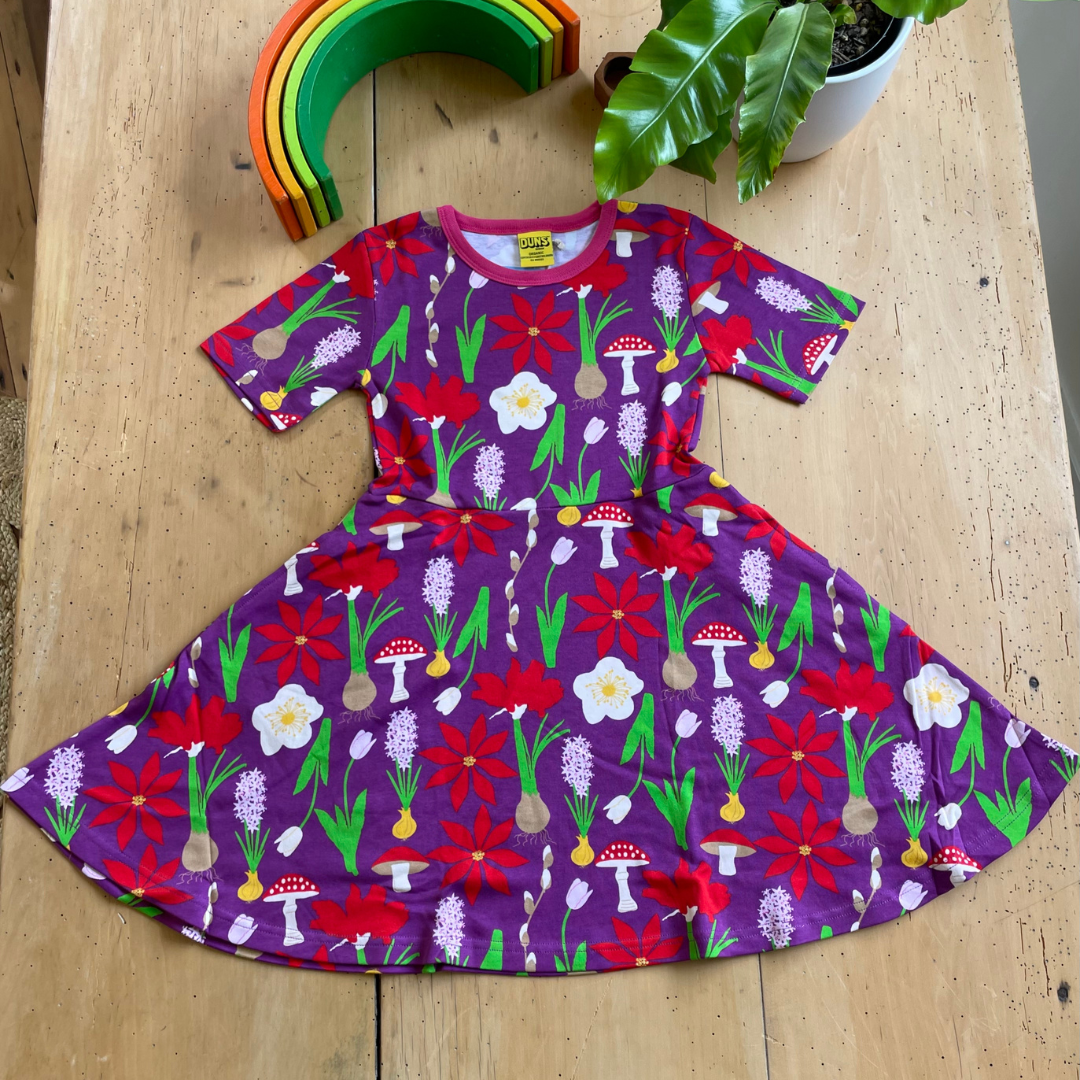 Short sleeve skater Dress - Winter flowers